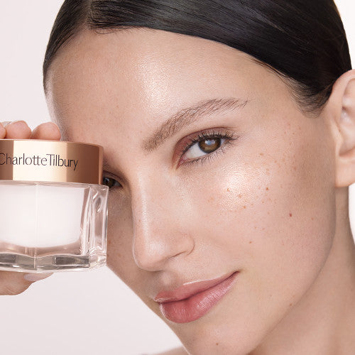 Charlotte tilbury magic cream