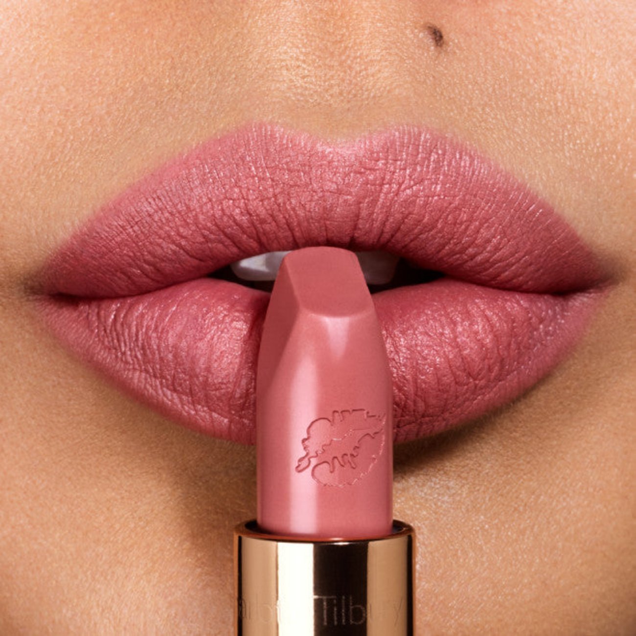 Charlotte Tilbury - MATTE REVOLUTION PILLOW TALK
