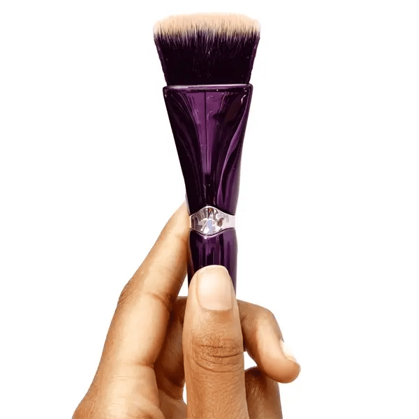 Anisa beauty pinnacle foundation brush