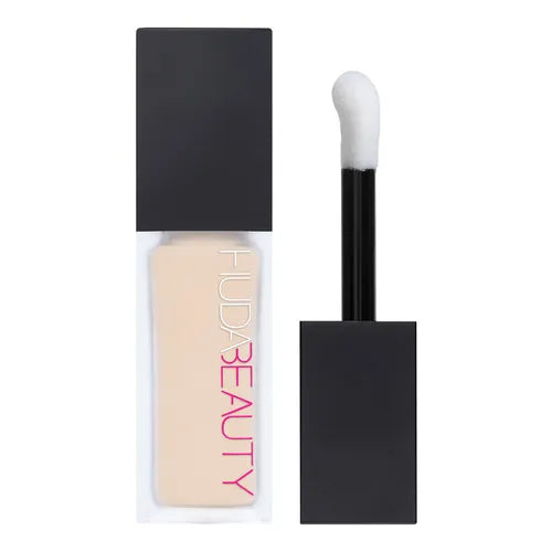 Huda beauty luminous matt foundation