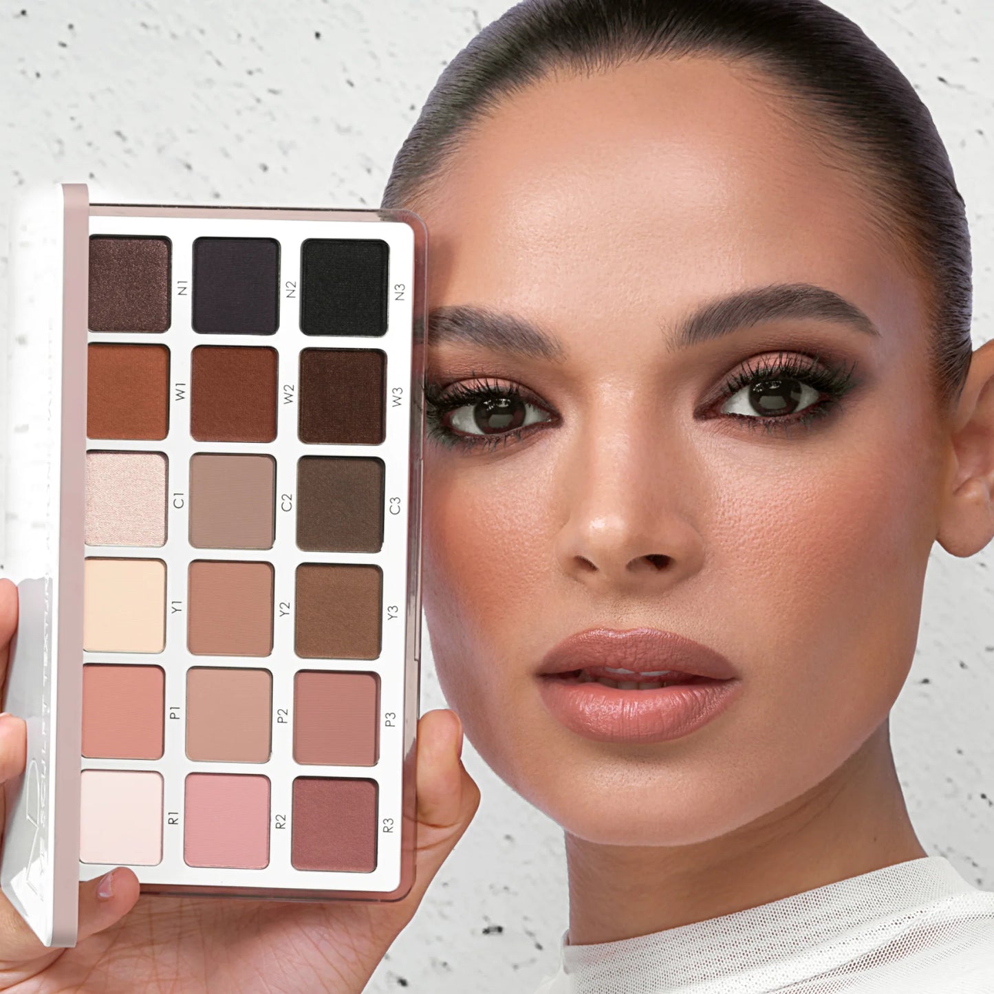 Natasha Denona - EYE SCULPT TEXTURE AND TONE EYESHADOW PALETTE