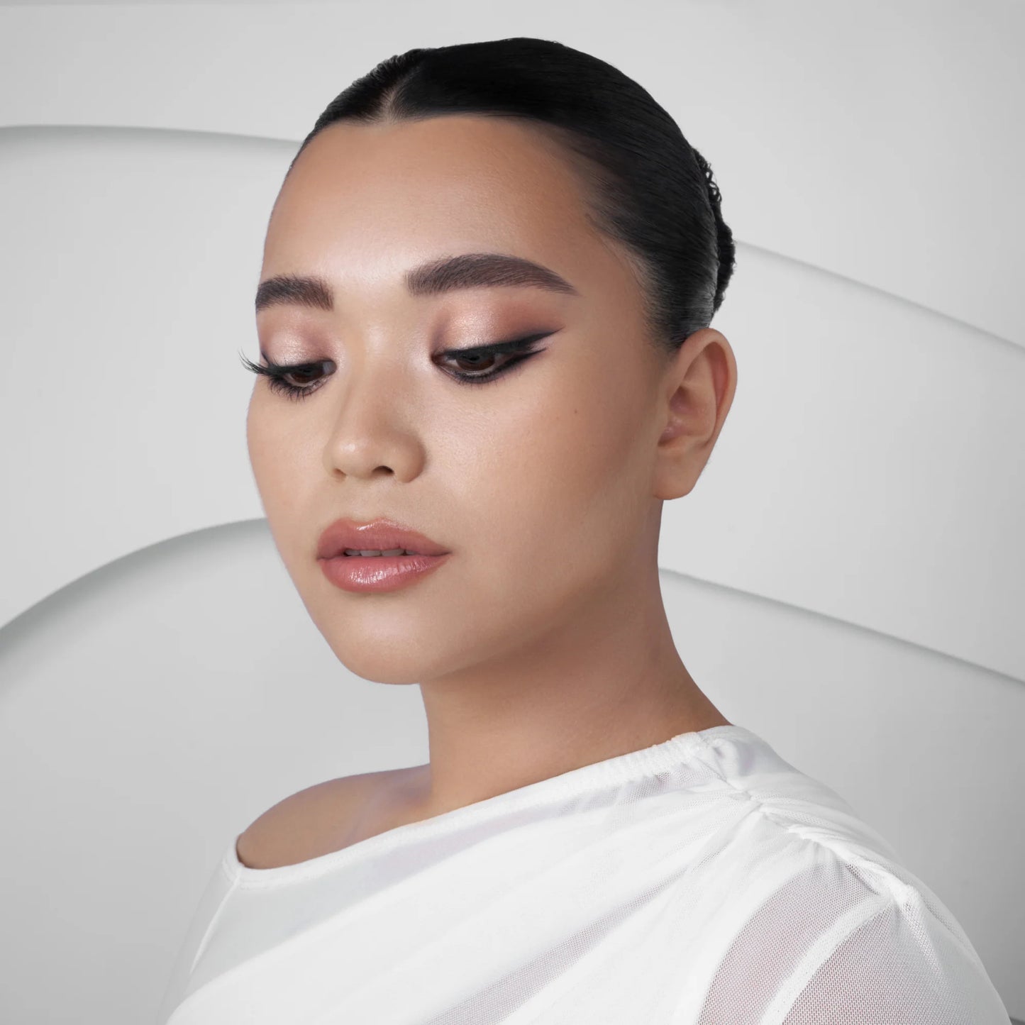 Natasha Denona - EYE SCULPT TEXTURE AND TONE EYESHADOW PALETTE